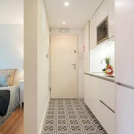 Large Colourful Flats - Ace Location * Vila Nova de Gaia