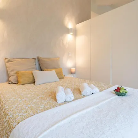 Large Colourful Flats - Ace Location * Βίλα Νόβα ντε Γκάια